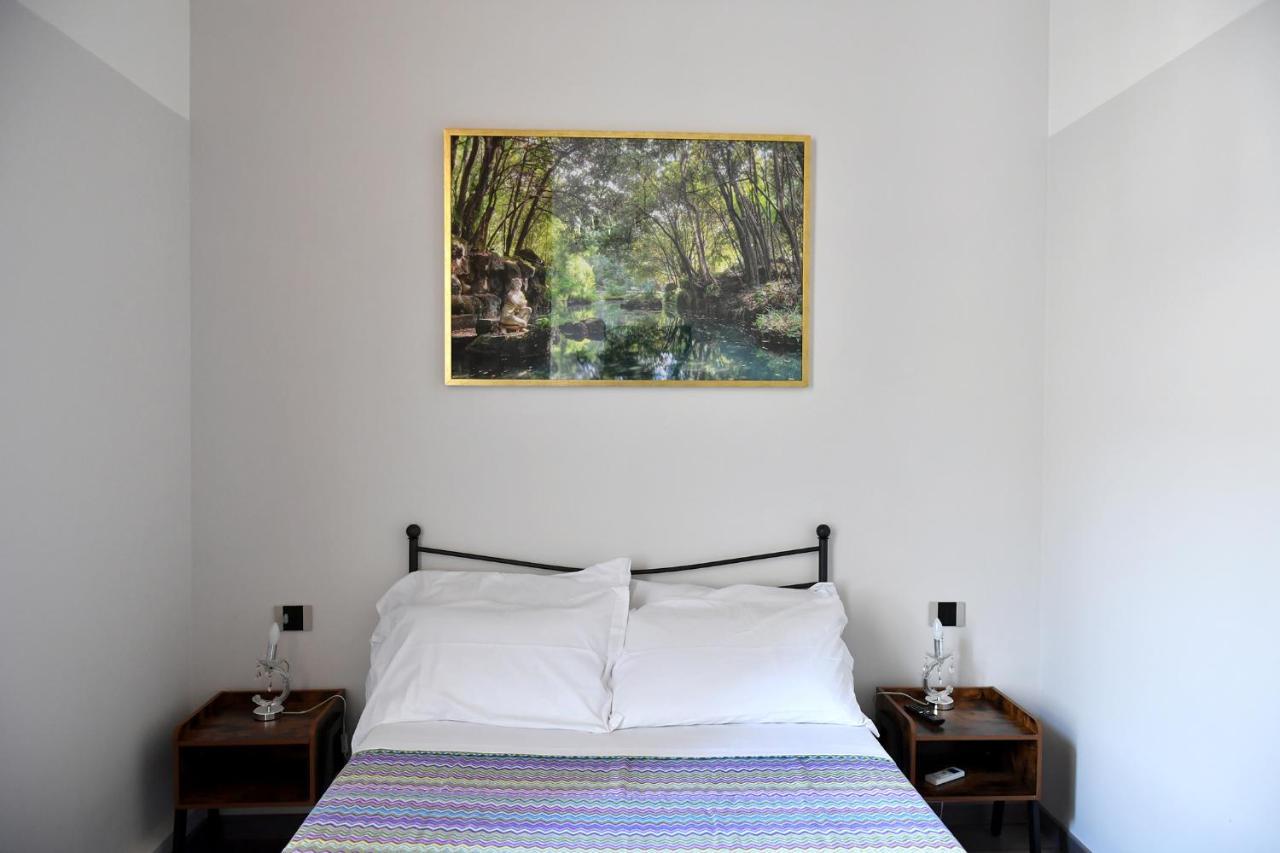 B&B A Due Passi กาแซร์ตา ภายนอก รูปภาพ