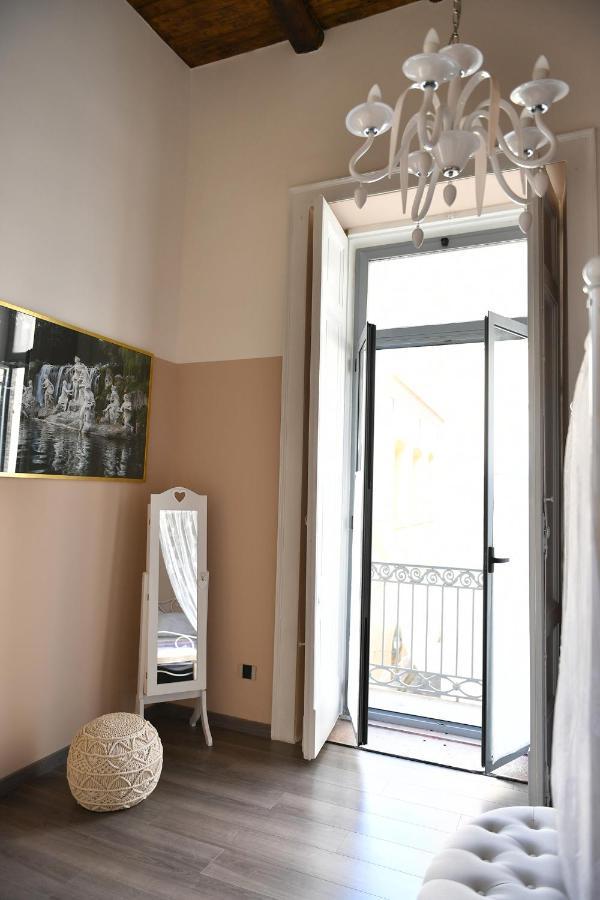B&B A Due Passi กาแซร์ตา ภายนอก รูปภาพ