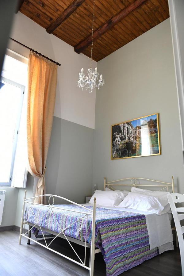 B&B A Due Passi กาแซร์ตา ภายนอก รูปภาพ